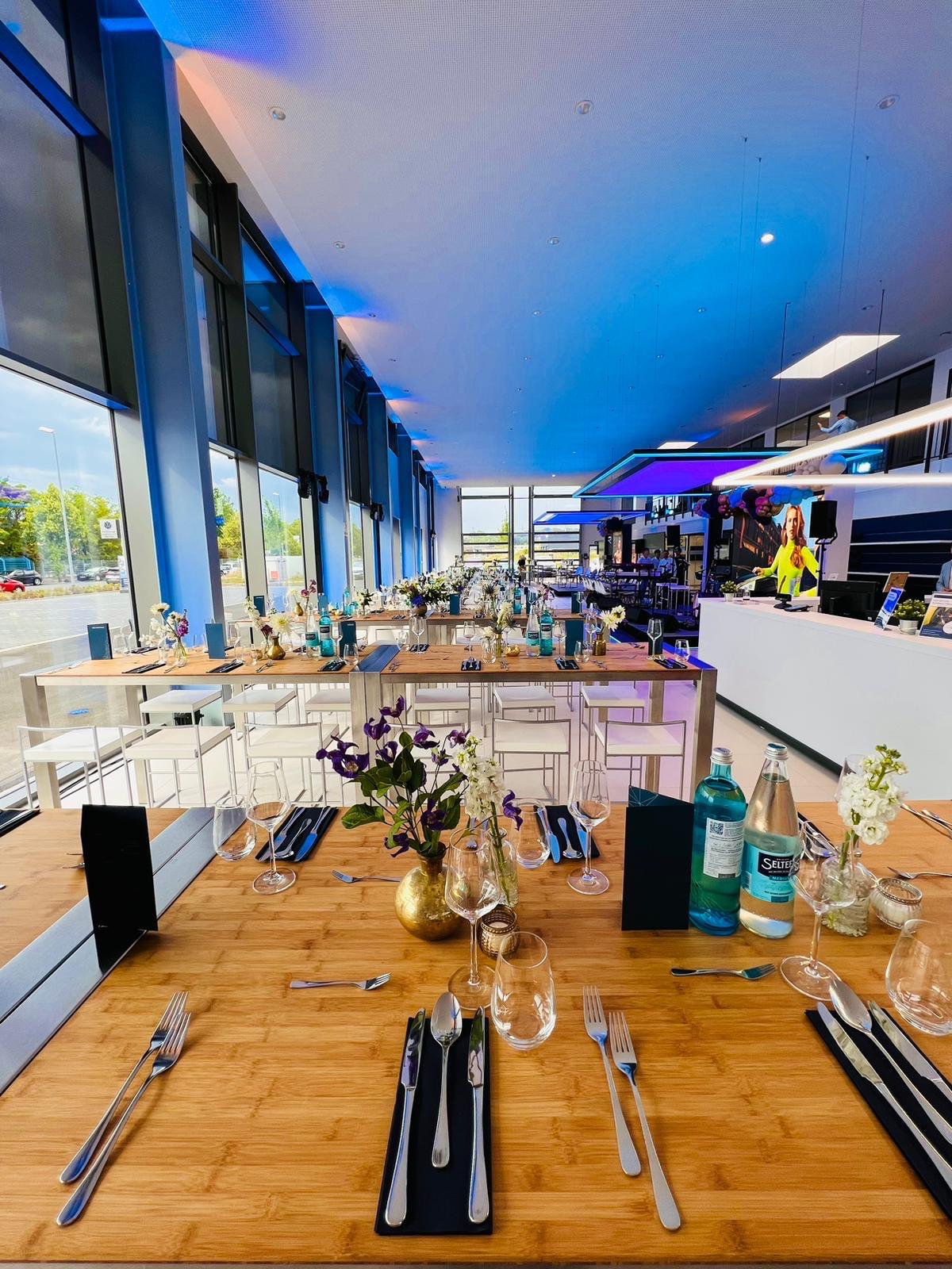 Eventcatering zur Eröffnung des Autohauses Marnet in Wiesbaden