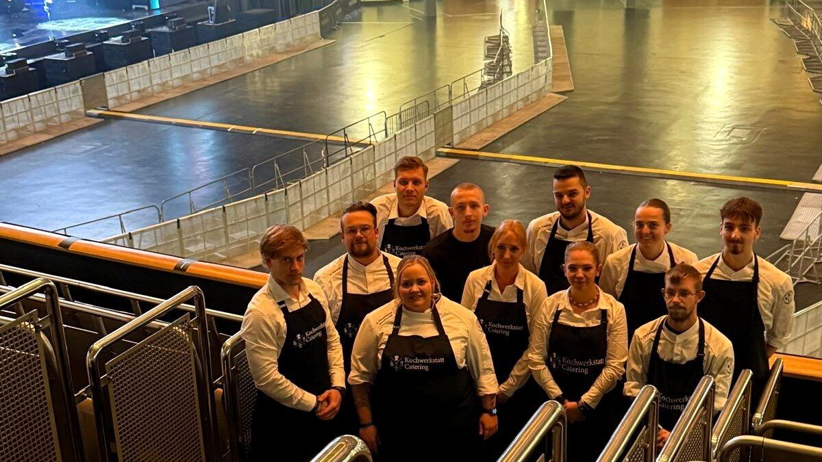 Kochwerkstatt Catering-Team nach dem Vega-Konzert in der Frankfurter Festhalle
